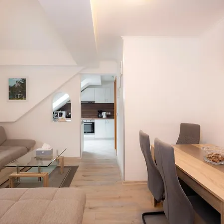 Grom Ribno Apartment *