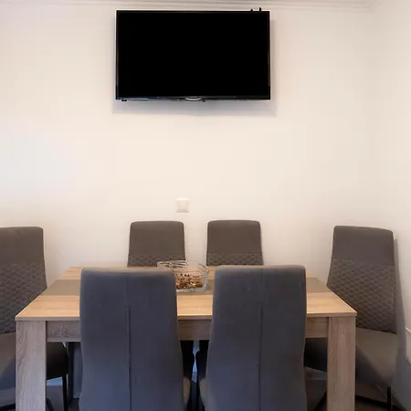 شقة Grom Ribno بليد