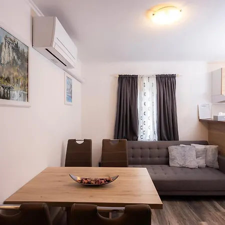 Grom Ribno Apartment